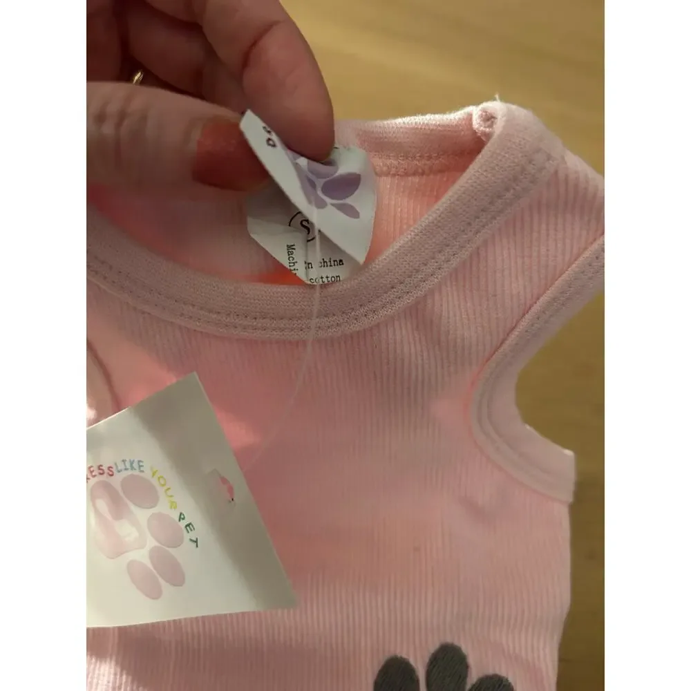 New Paw 🐾  Print 🐶 Dog T-shirt Light Pink size Xxs 6 1/4”x9”